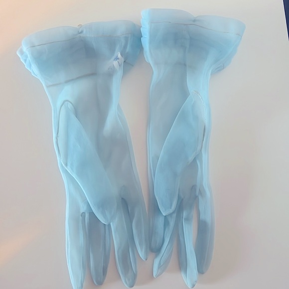 Vintage Sheer summer ruffle gloves with pearls - Picture 4 of 6